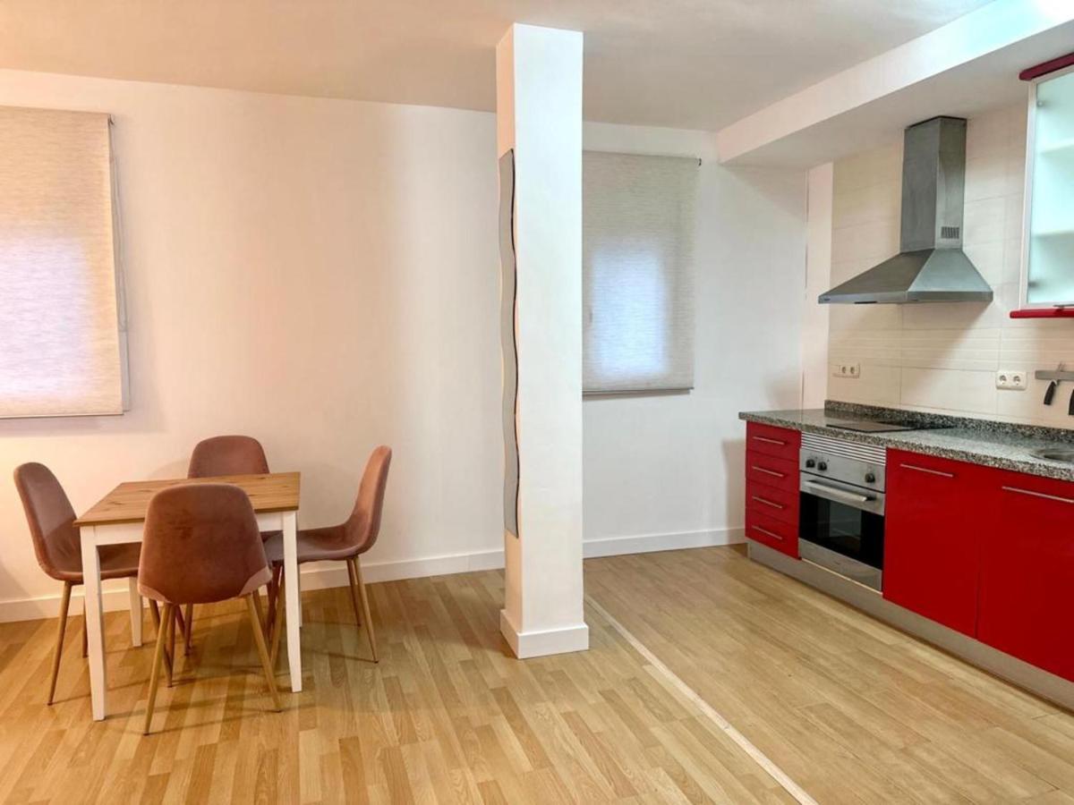 Santa Lucia 1 Bedroom Apartment Малага Екстериор снимка