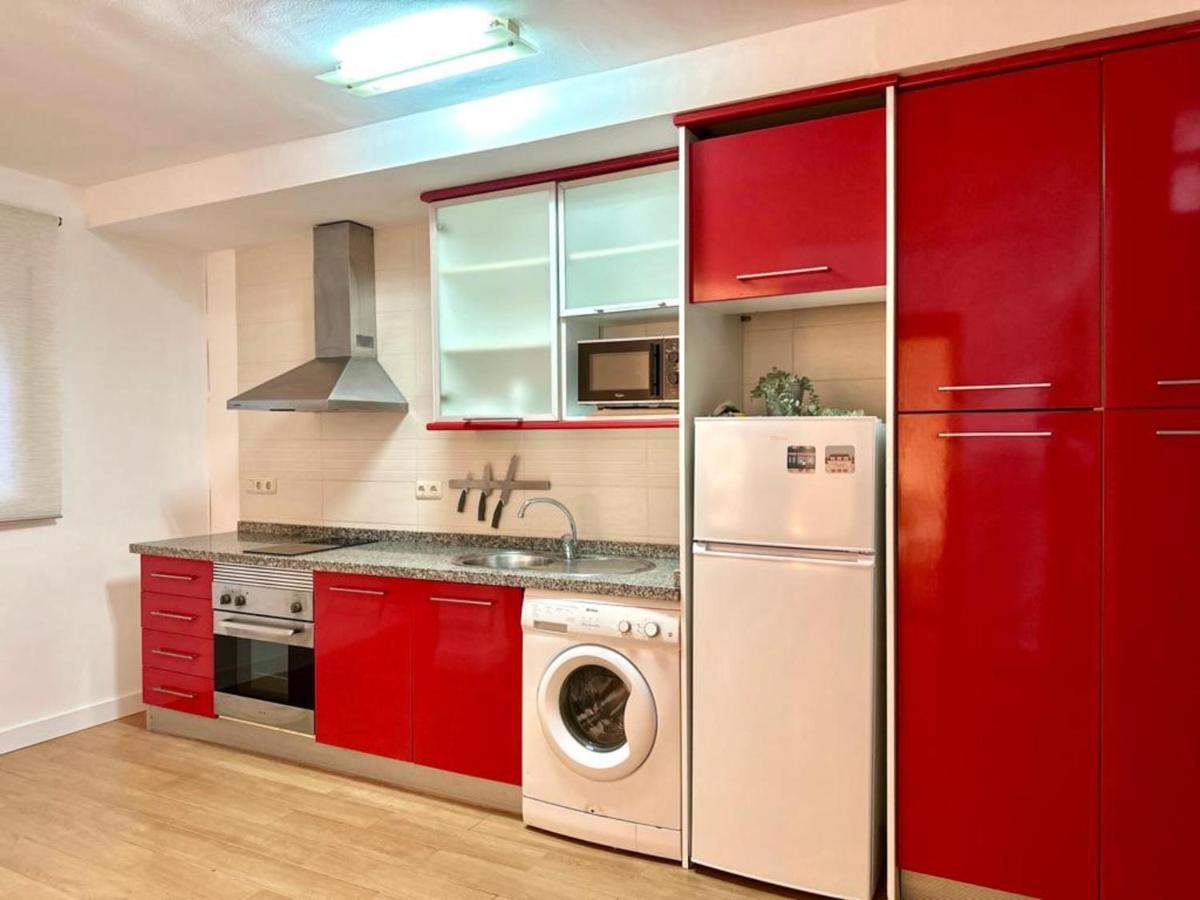 Santa Lucia 1 Bedroom Apartment Малага Екстериор снимка
