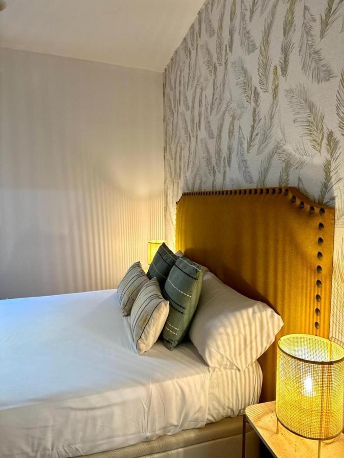 Santa Lucia 1 Bedroom Apartment Малага Екстериор снимка